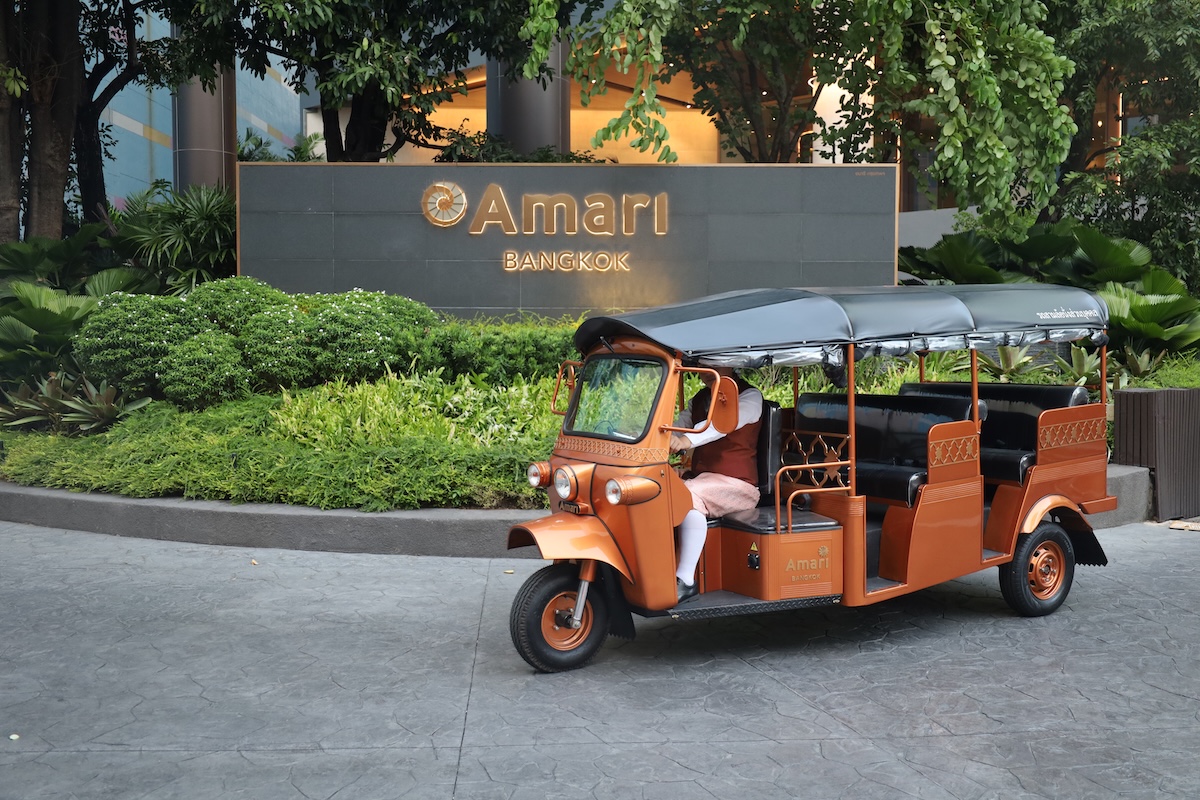 曼谷阿玛瑞酒店 — 电动嘟嘟车
