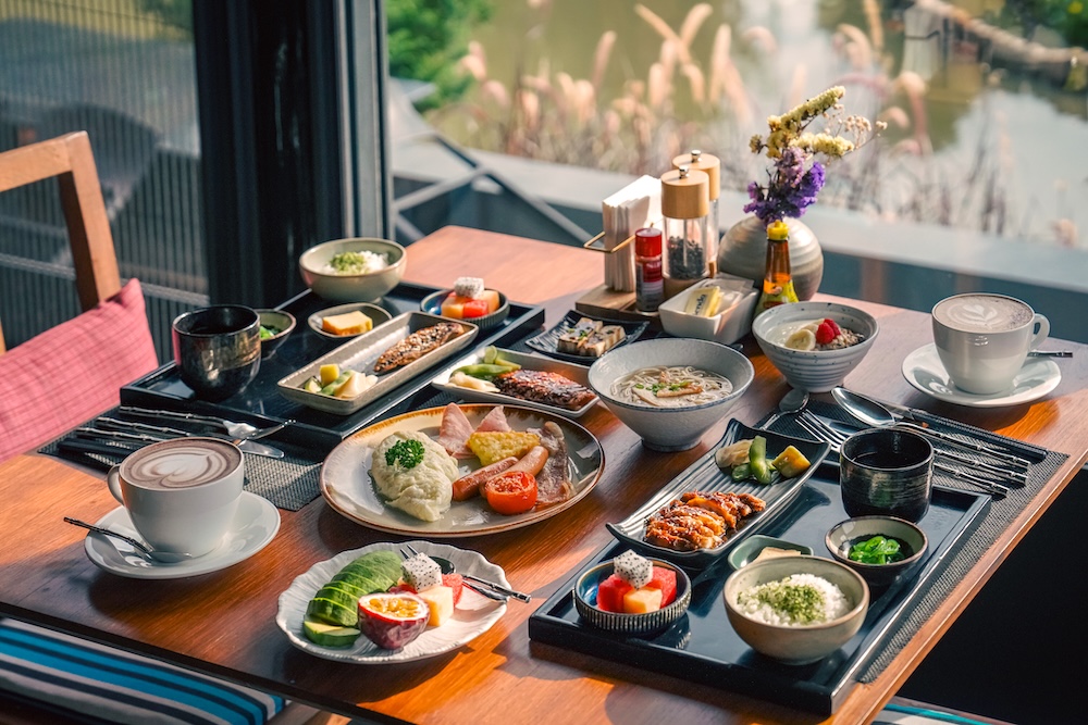 蒙占温泉旅馆 — 餐饮